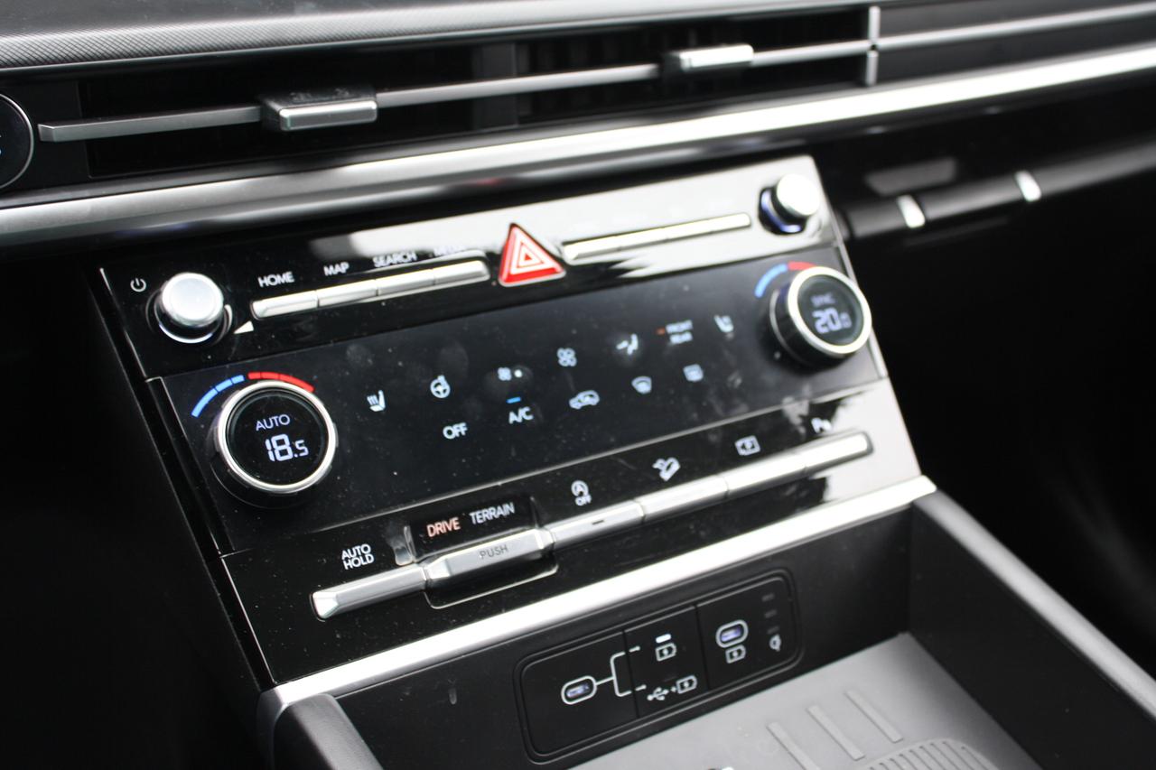 2024 Hyundai Santa Fe  Photo