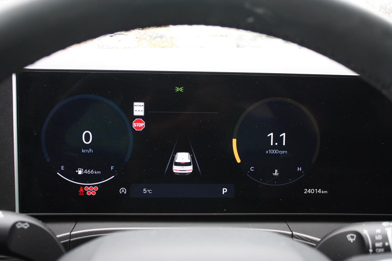 2024 Hyundai Santa Fe  Photo