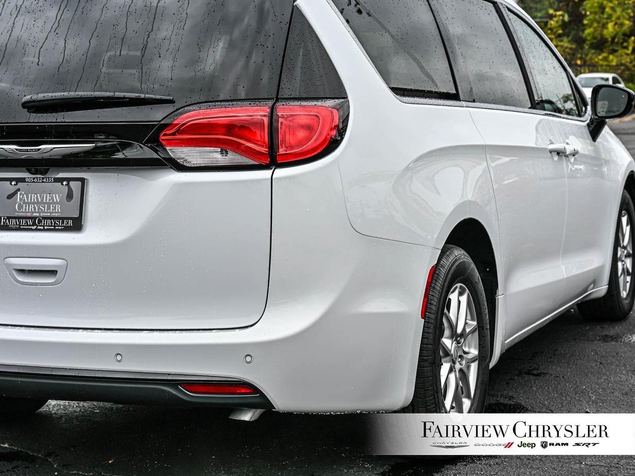 2026 Chrysler Grand Caravan SXT   FORMER SHUTTLE   DUAL SLIDING DOORS   POWER Photo