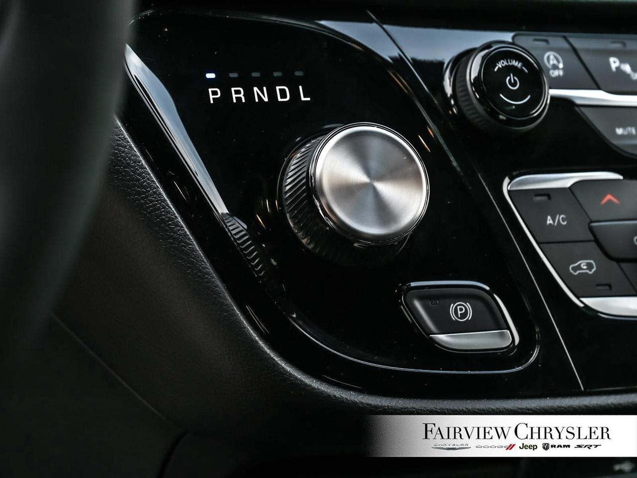 2026 Chrysler Grand Caravan SXT   FORMER SHUTTLE   DUAL SLIDING DOORS   POWER Photo