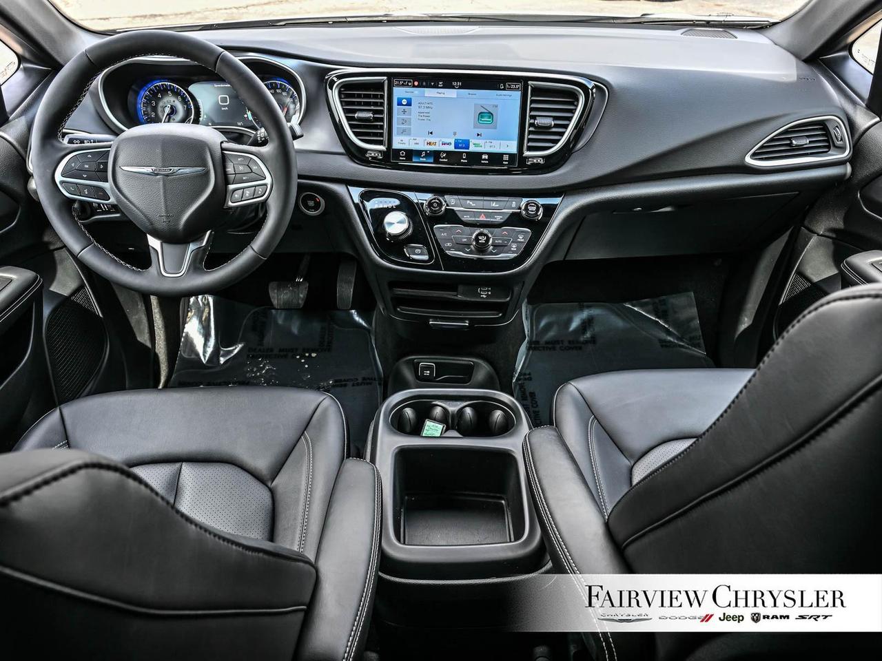 2026 Chrysler Grand Caravan SXT   FORMER SHUTTLE   DUAL SLIDING DOORS   POWER Photo