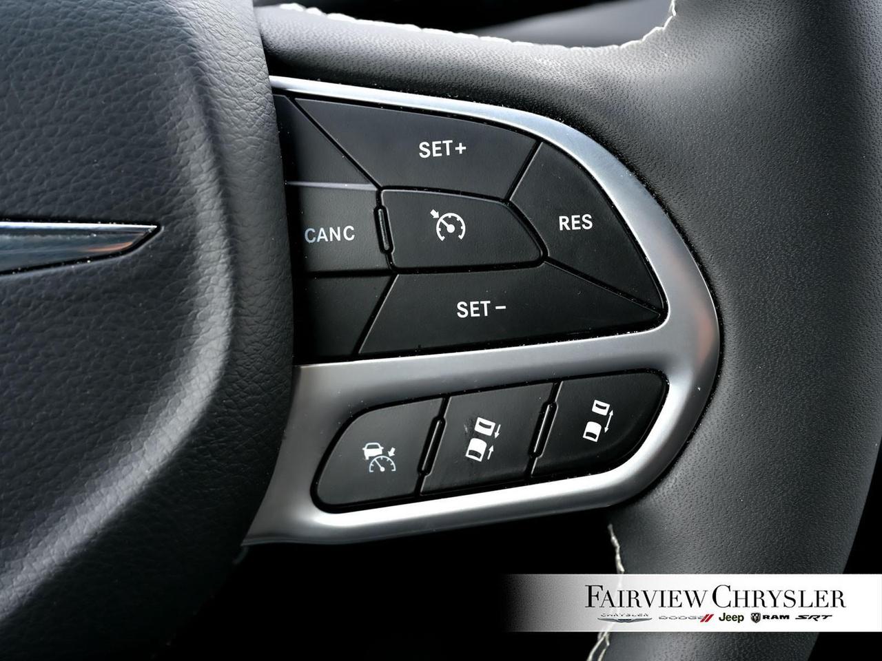2026 Chrysler Grand Caravan SXT   FORMER SHUTTLE   DUAL SLIDING DOORS   POWER Photo