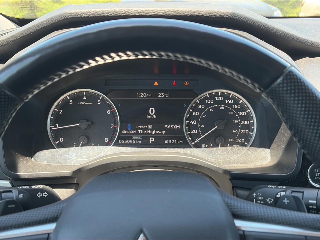 2024 Mitsubishi Outlander SE S-AWC   Pano Roof Heated Seats & Steering Wheel Photo