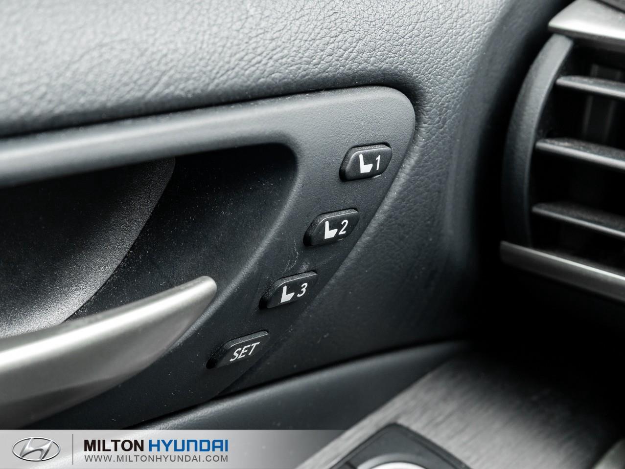 2019 Lexus IS 300 Base 4dr All-Wheel Drive Sedan Photo