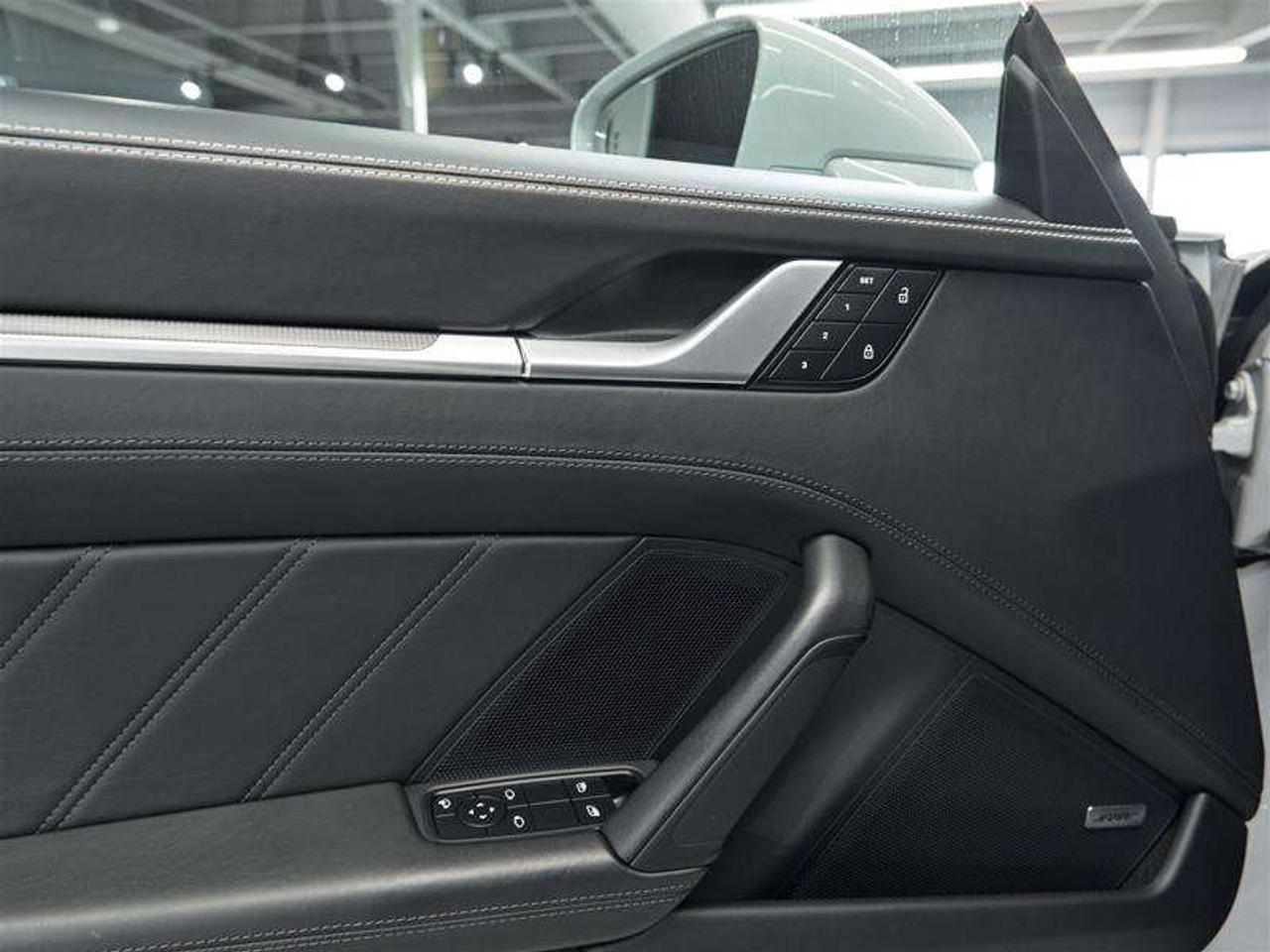 2022 Porsche 911 Turbo S Coupe PDK Photo