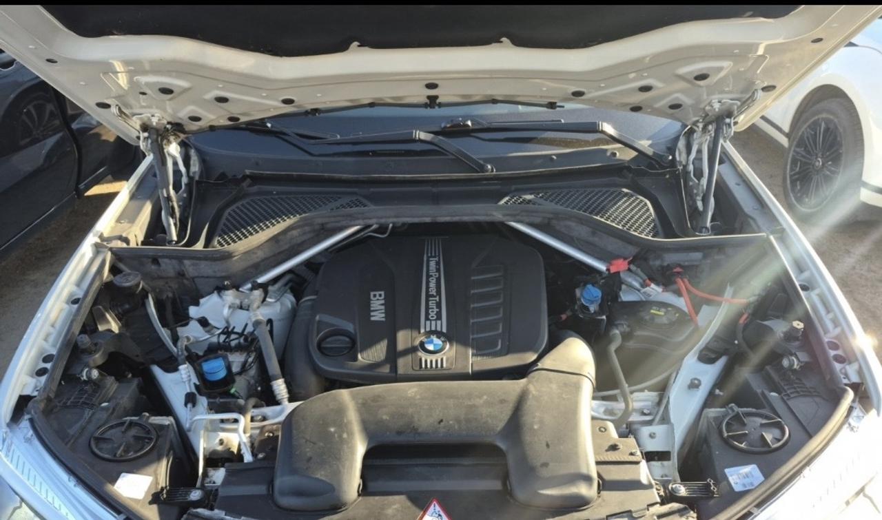 2015 BMW X5 DIESEL M PACK LED 1 OWNER NO ACCIDENTS DLR SERVIED Photo