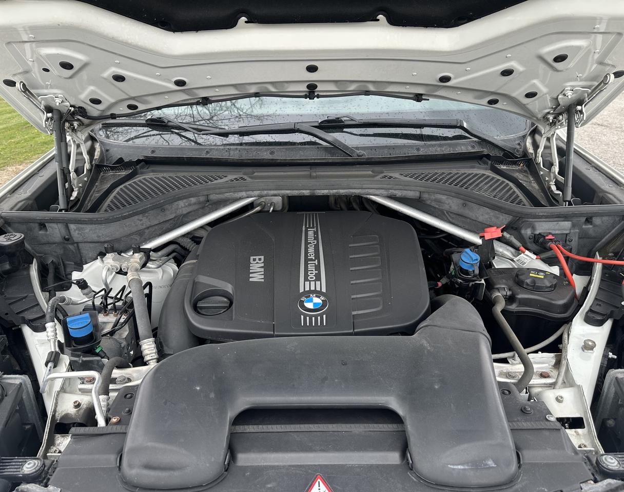 2015 BMW X5 DIESEL M PACK LED 1 OWNER NO ACCIDENTS DLR SERVIED Photo