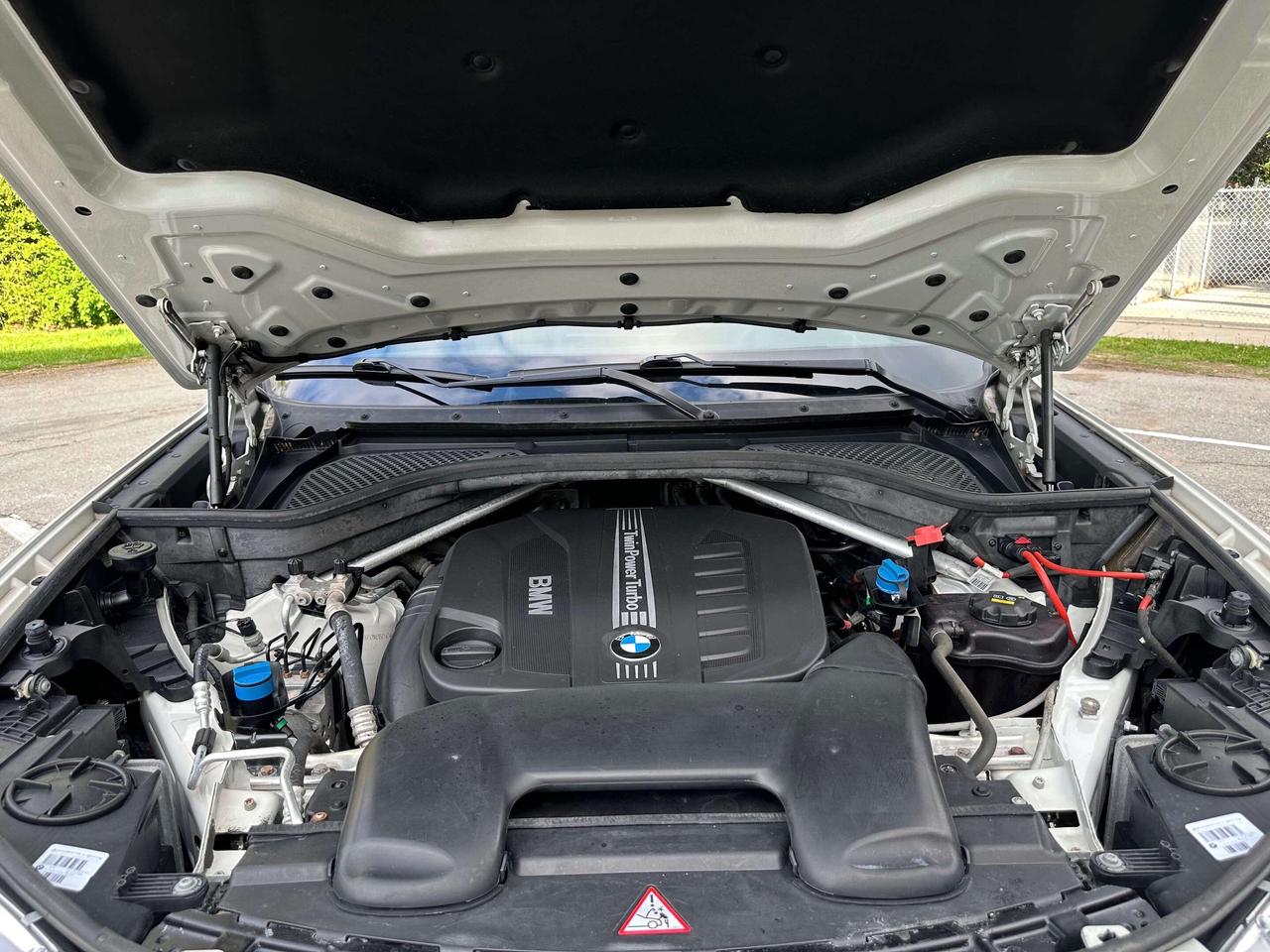 2015 BMW X5 DIESEL M PACK LED 1 OWNER NO ACCIDENTS DLR SERVIED Photo