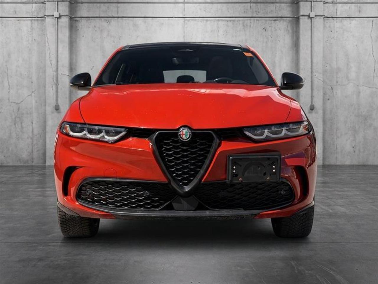 2023 Alfa Romeo Tonale Veloce AWD Photo