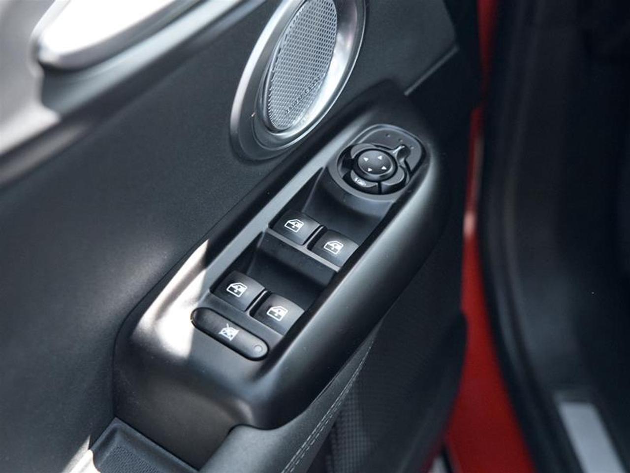 2023 Alfa Romeo Tonale Veloce AWD Photo