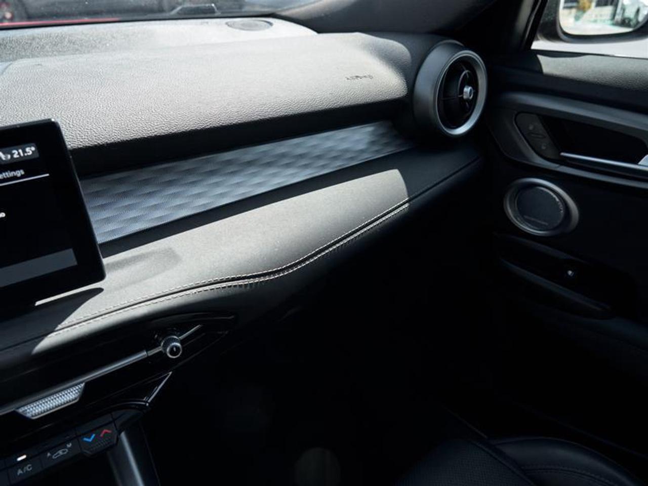 2023 Alfa Romeo Tonale Veloce AWD Photo