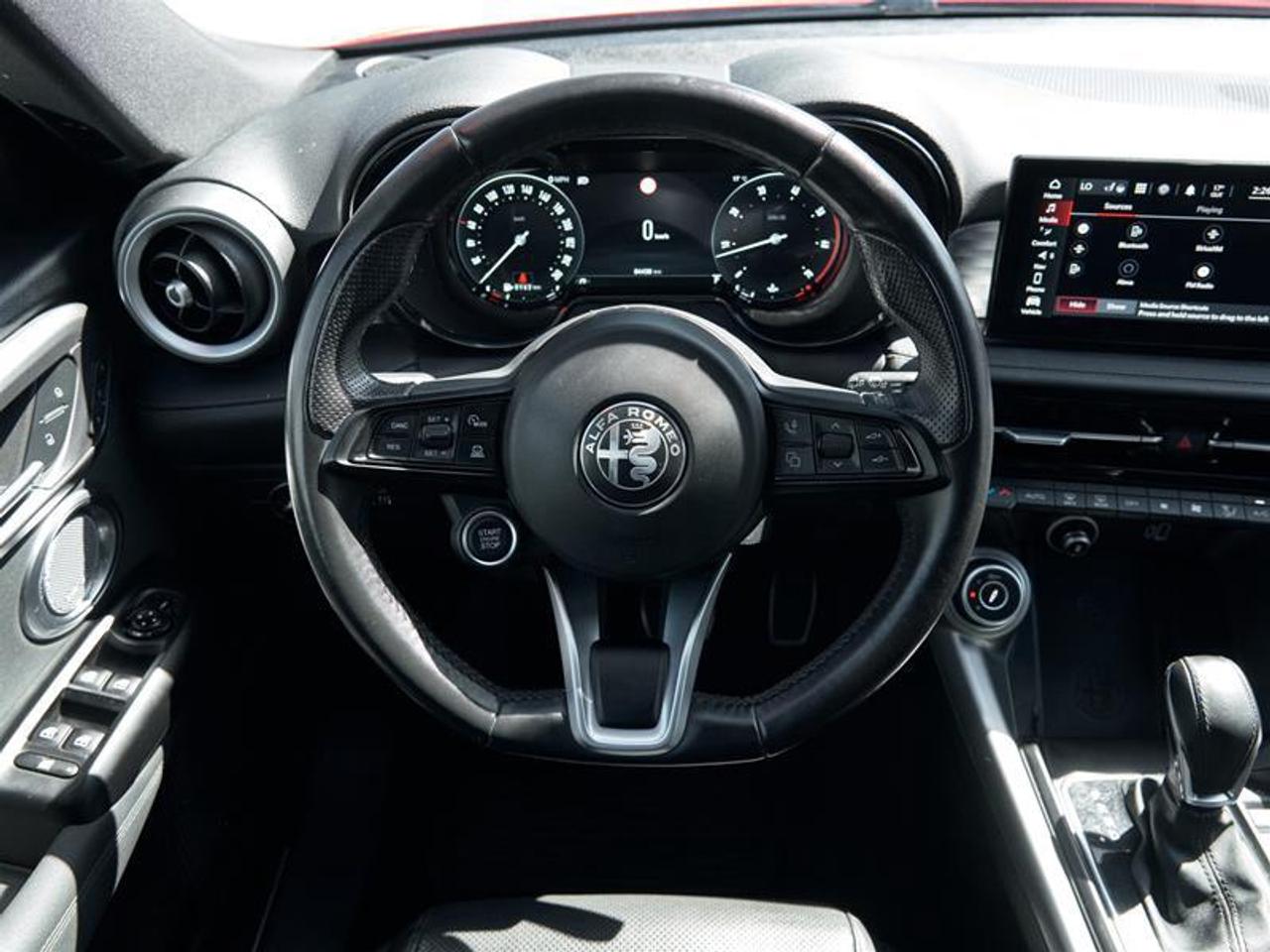 2023 Alfa Romeo Tonale Veloce AWD Photo