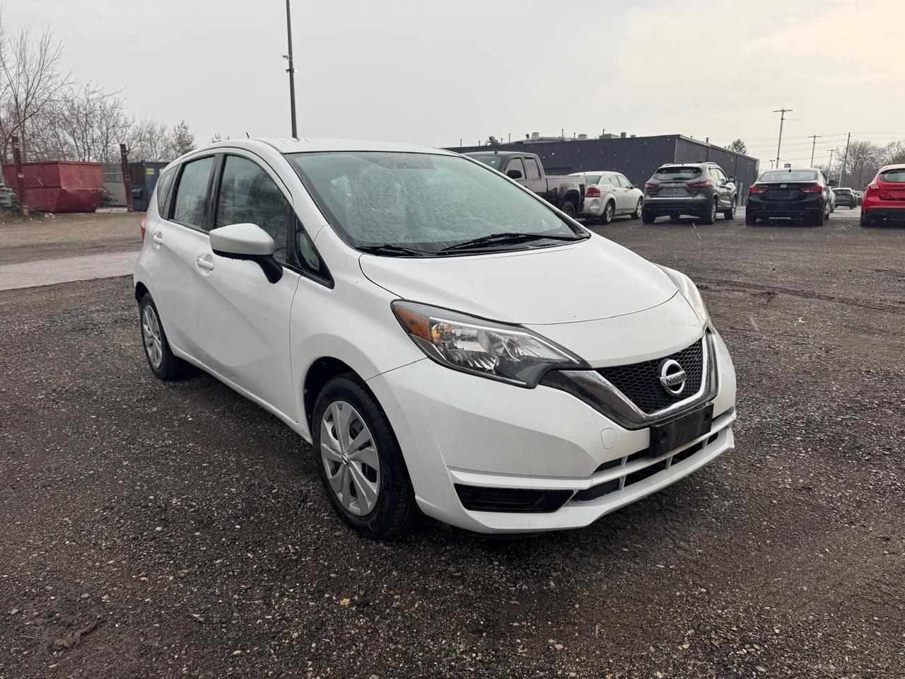 2017 Nissan Versa Note 1.6 S (CVT) 4dr Hatchback Photo