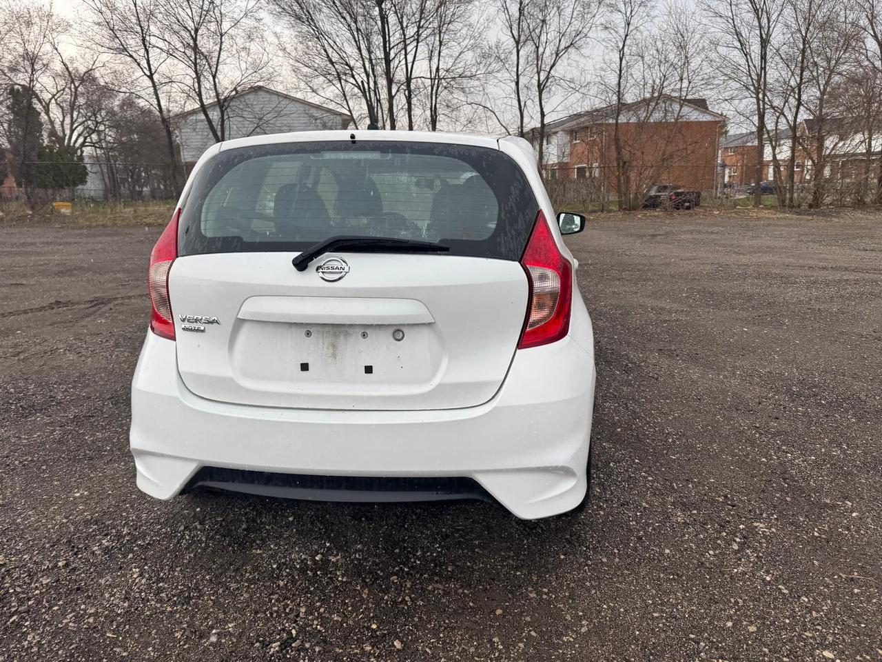 2017 Nissan Versa Note 1.6 S (CVT) 4dr Hatchback Photo