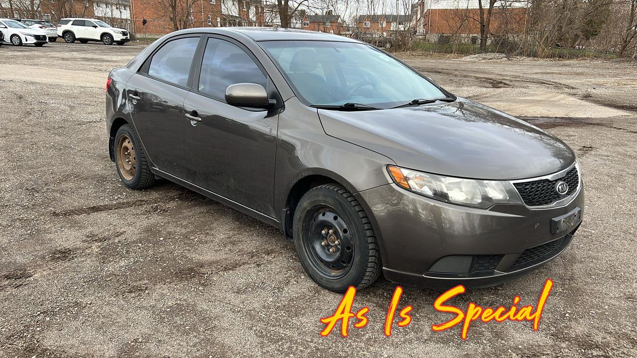 2011 Kia Forte 2.0L LX (A6) 4dr Front-Wheel Drive Sedan Photo