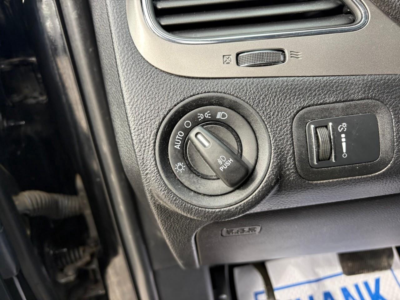 2017 Dodge Journey Crossroad 4dr Front-Wheel Drive Photo