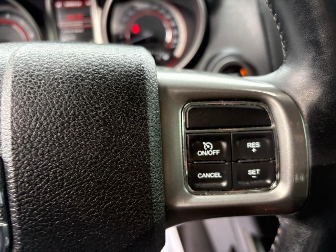 2017 Dodge Journey Crossroad 4dr Front-Wheel Drive Photo