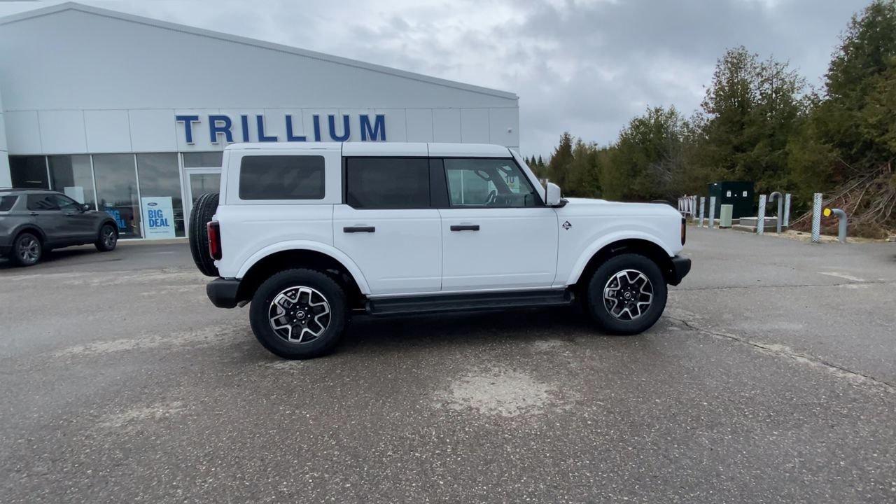 2026 Ford Bronco Outer Banks Photo