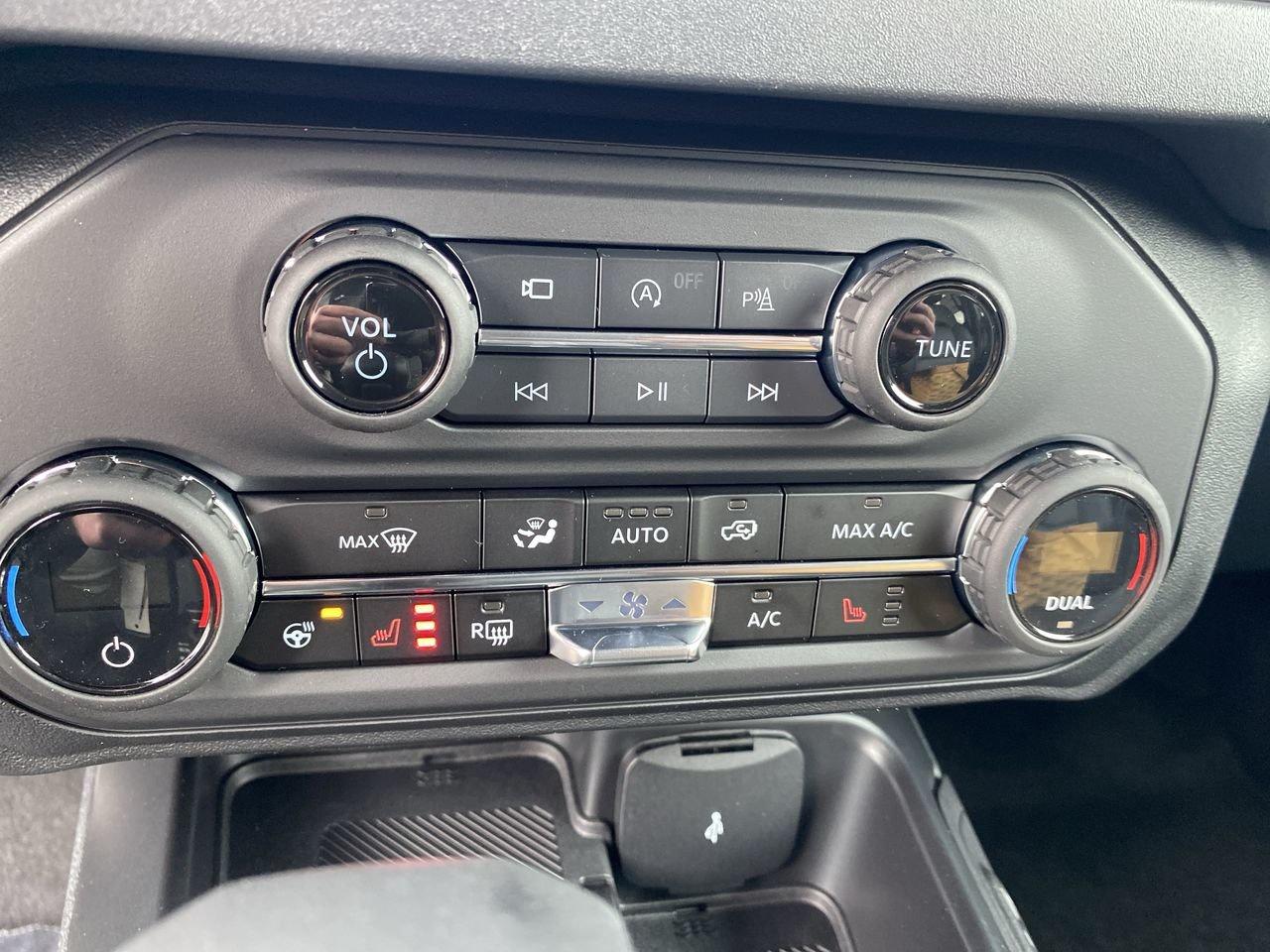 2026 Ford Bronco Outer Banks Photo