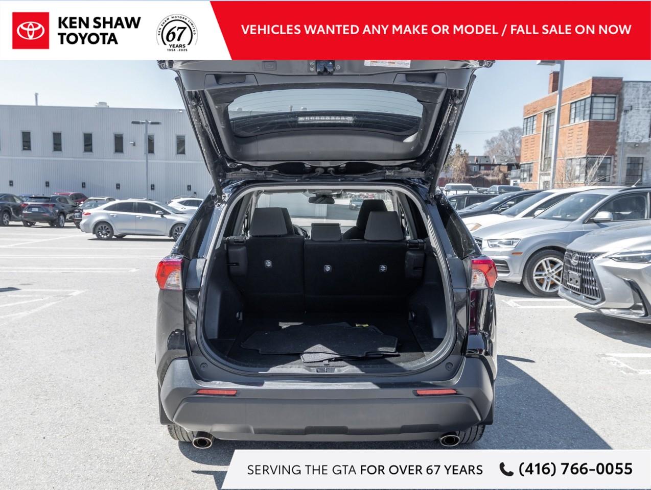 2024 Toyota RAV4 XLE 4dr All-wheel Drive Photo