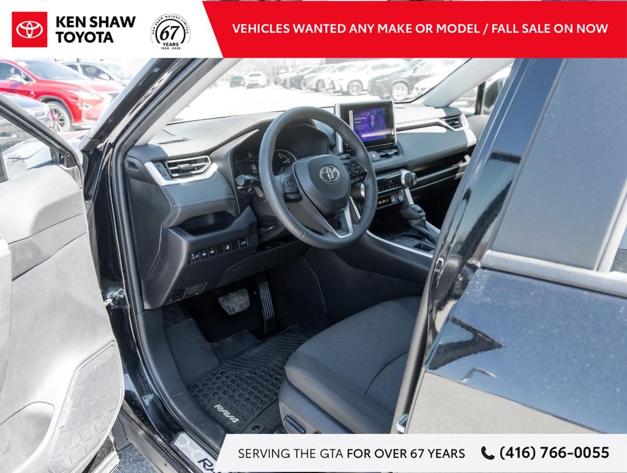 2024 Toyota RAV4 XLE 4dr All-wheel Drive Photo