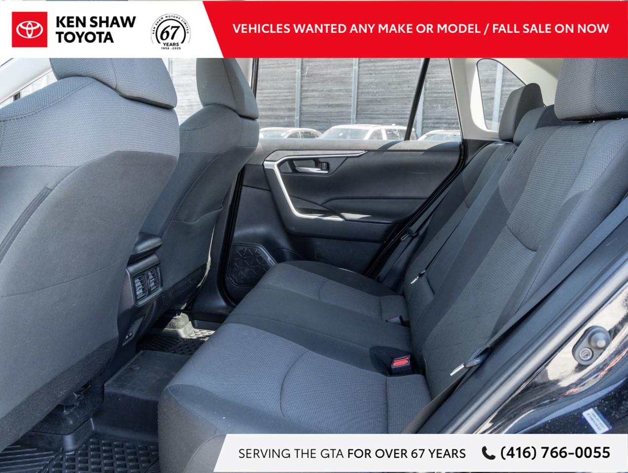 2024 Toyota RAV4 XLE 4dr All-wheel Drive Photo