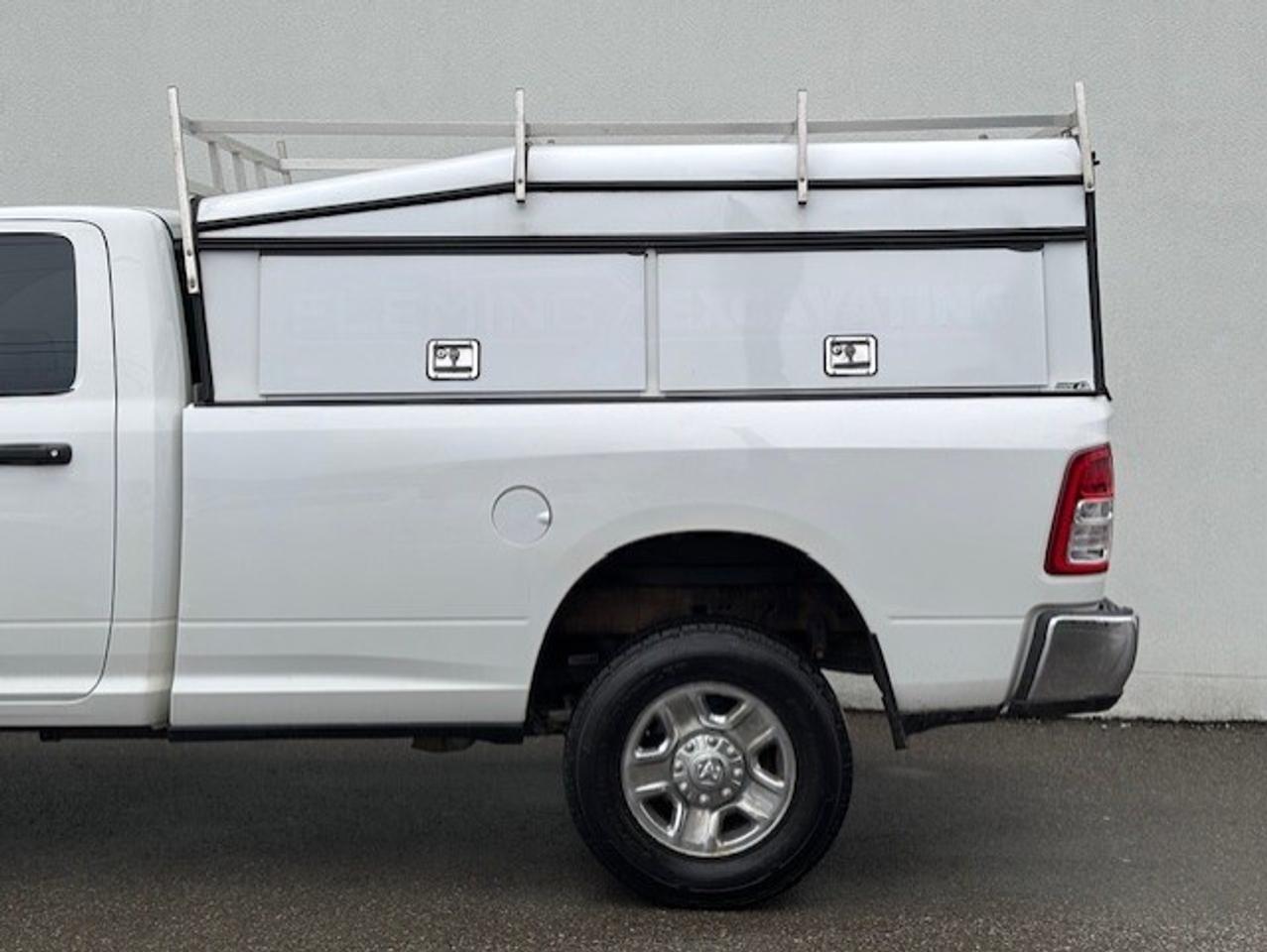 2022 RAM 2500 4X4 6.7L CUMMINS DIESEL REGULAR CAB 8 FT LONG BOX Photo