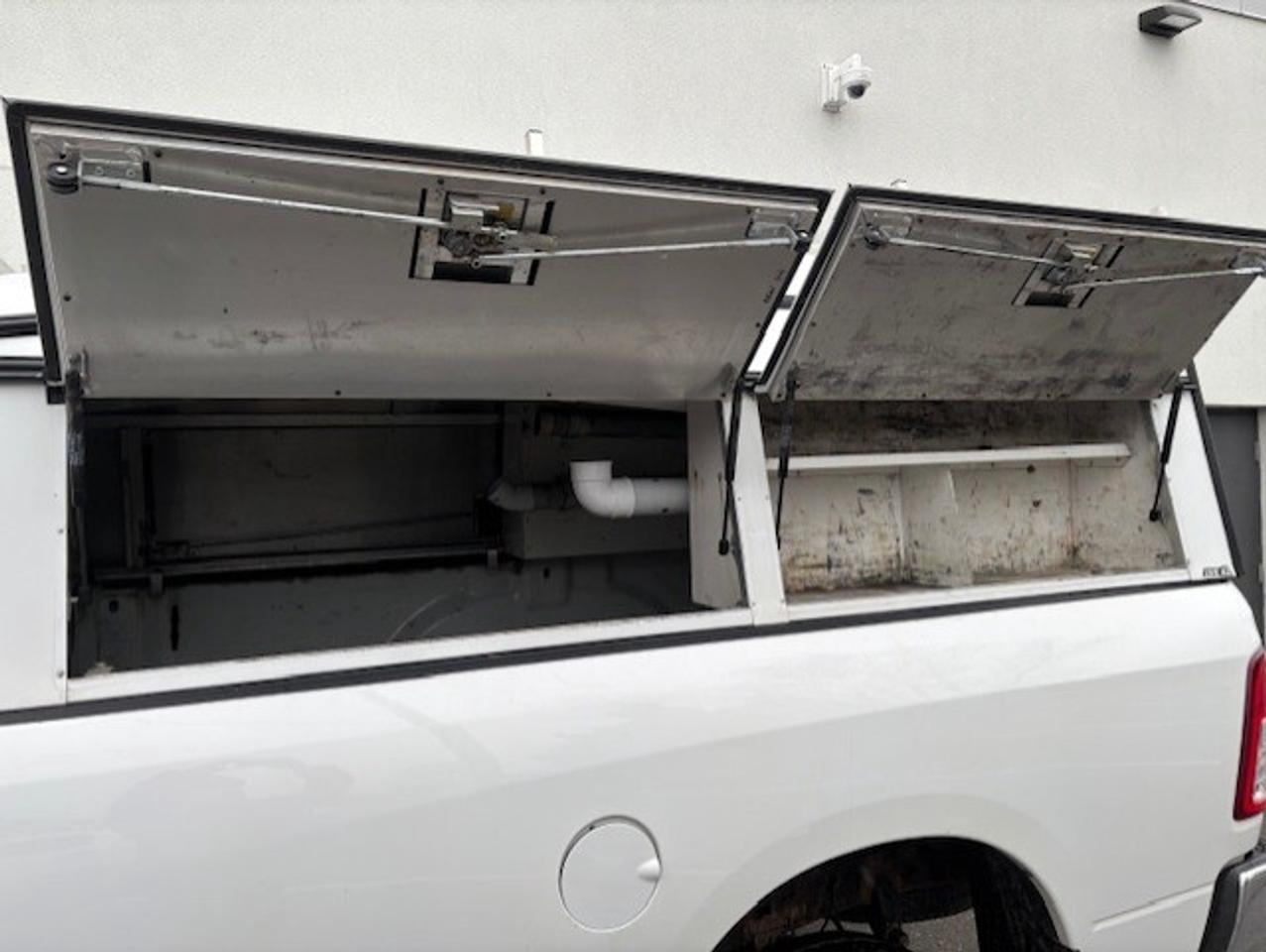 2022 RAM 2500 4X4 6.7L CUMMINS DIESEL REGULAR CAB 8 FT LONG BOX Photo