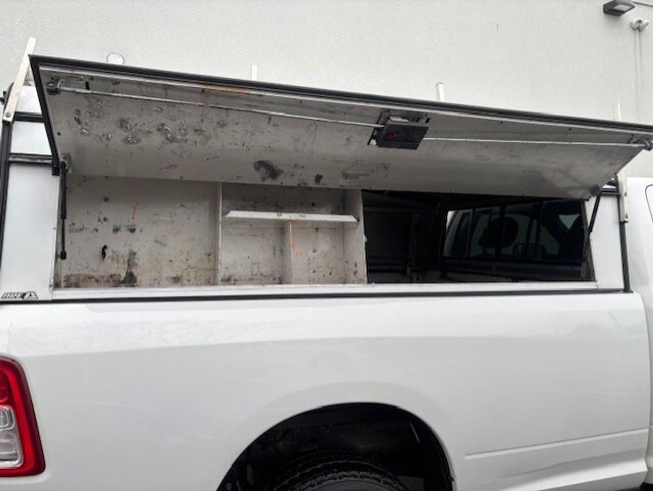 2022 RAM 2500 4X4 6.7L CUMMINS DIESEL REGULAR CAB 8 FT LONG BOX Photo
