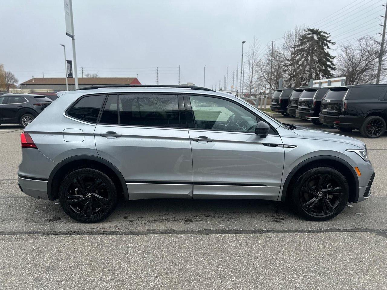 2023 Volkswagen Tiguan Comfortline R-Line Winter Tire PkG R-Line Adaptive Photo