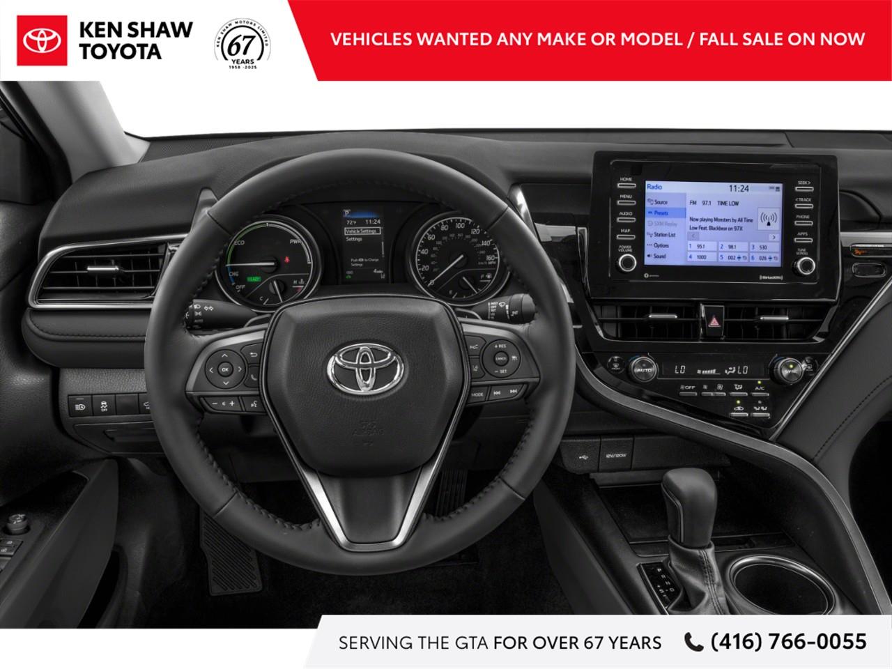 2021 Toyota Camry Hybrid XSE 4dr Sedan Photo