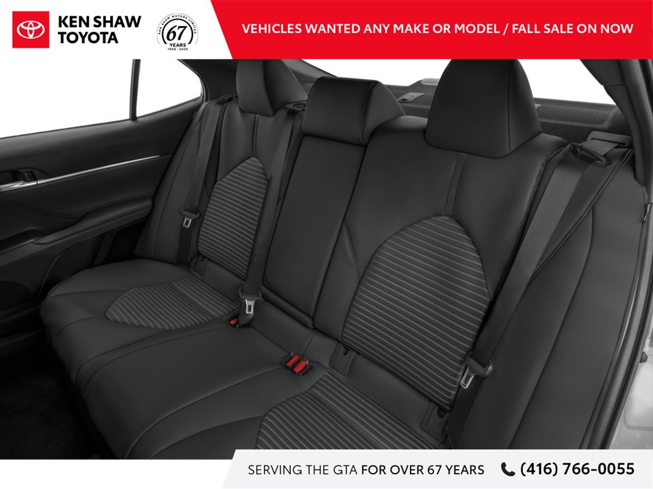 2021 Toyota Camry Hybrid XSE 4dr Sedan Photo