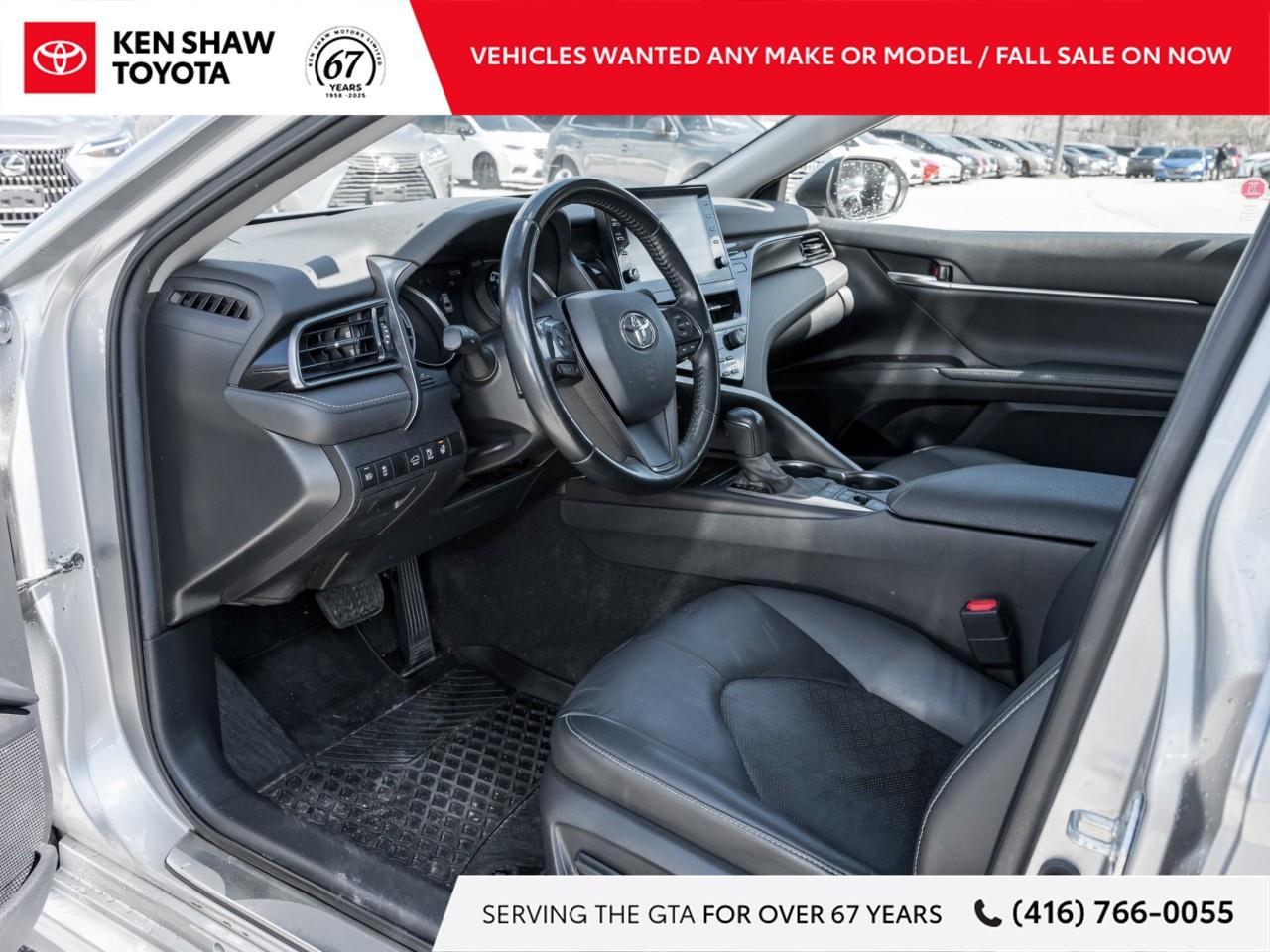 2021 Toyota Camry Hybrid XSE 4dr Sedan Photo