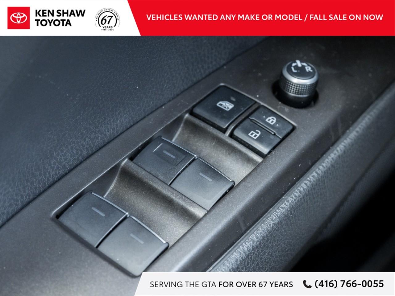 2021 Toyota Camry Hybrid XSE 4dr Sedan Photo