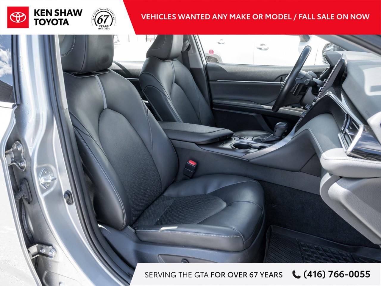 2021 Toyota Camry Hybrid XSE 4dr Sedan Photo
