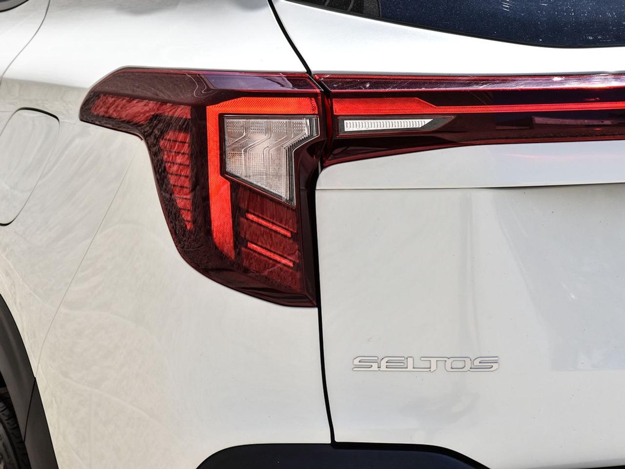 2025 Kia Seltos EX 4dr All-Wheel Drive Photo