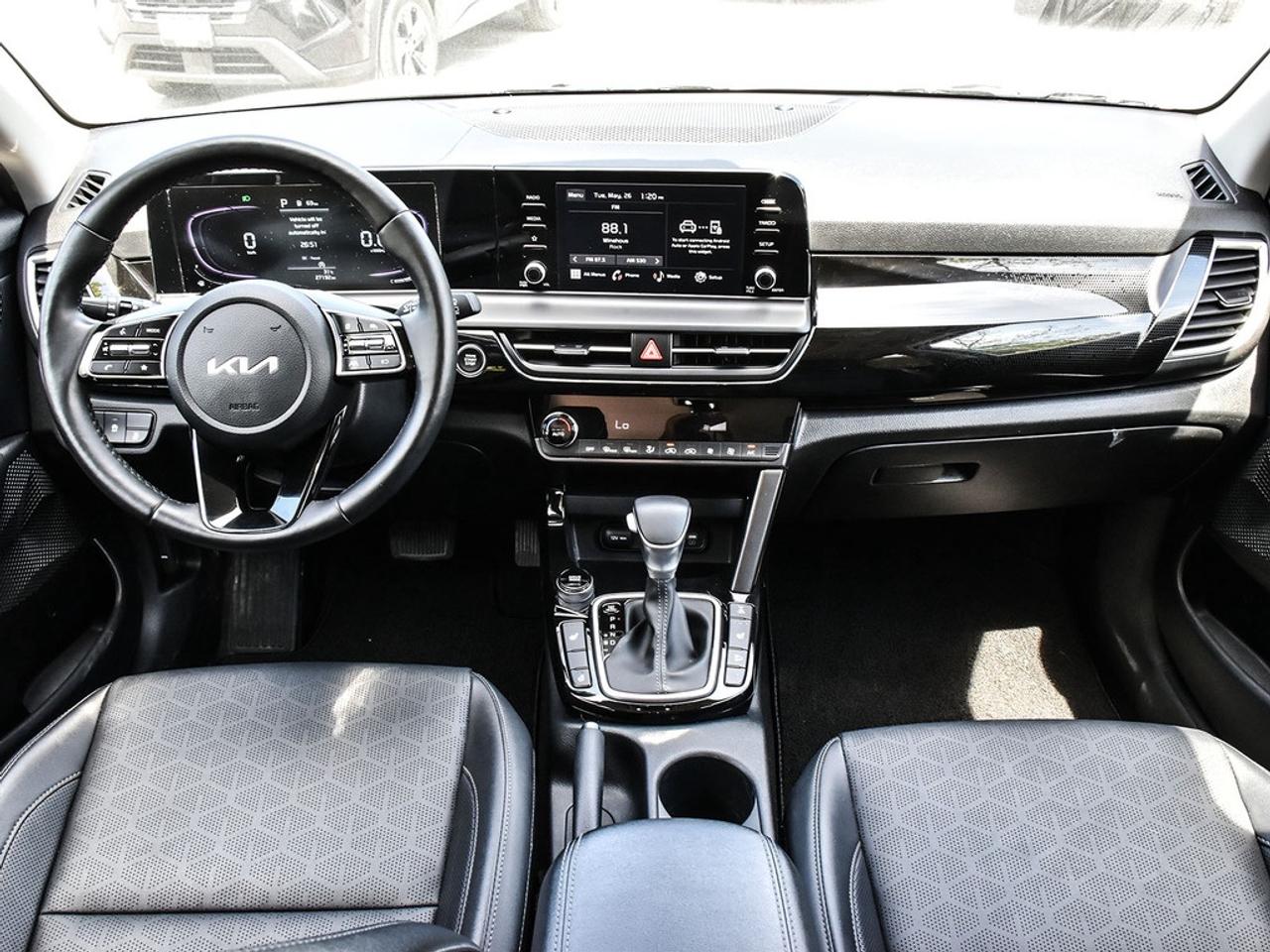 2025 Kia Seltos EX 4dr All-Wheel Drive Photo