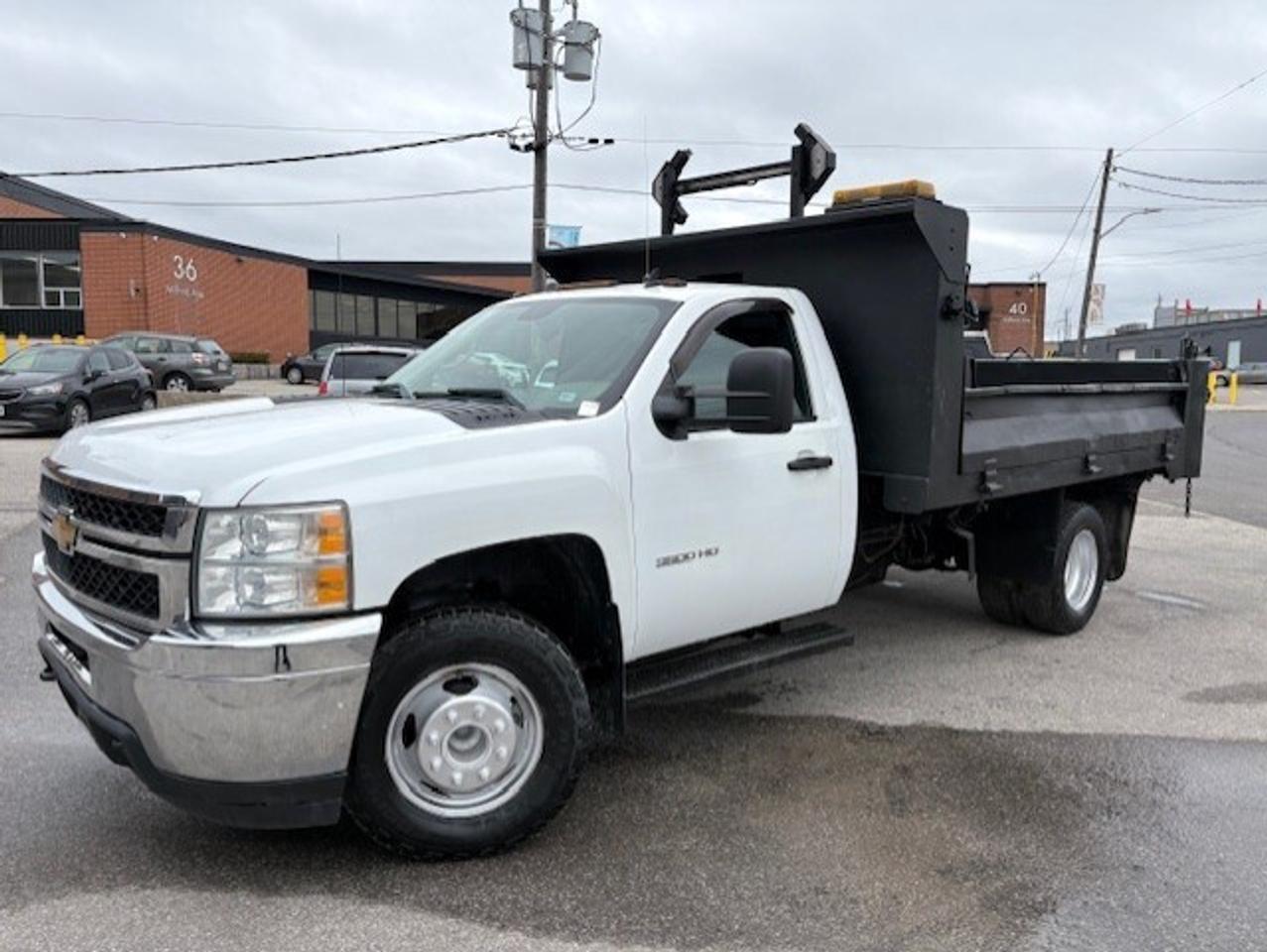 2014 Chevrolet Silverado 3500HD **9.5 FOOT DEL DUMP BOX-ONLY 110,000KM-CERTIFIED** Photo