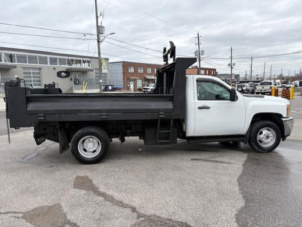 2014 Chevrolet Silverado 3500HD **9.5 FOOT DEL DUMP BOX-ONLY 110,000KM-CERTIFIED** Photo