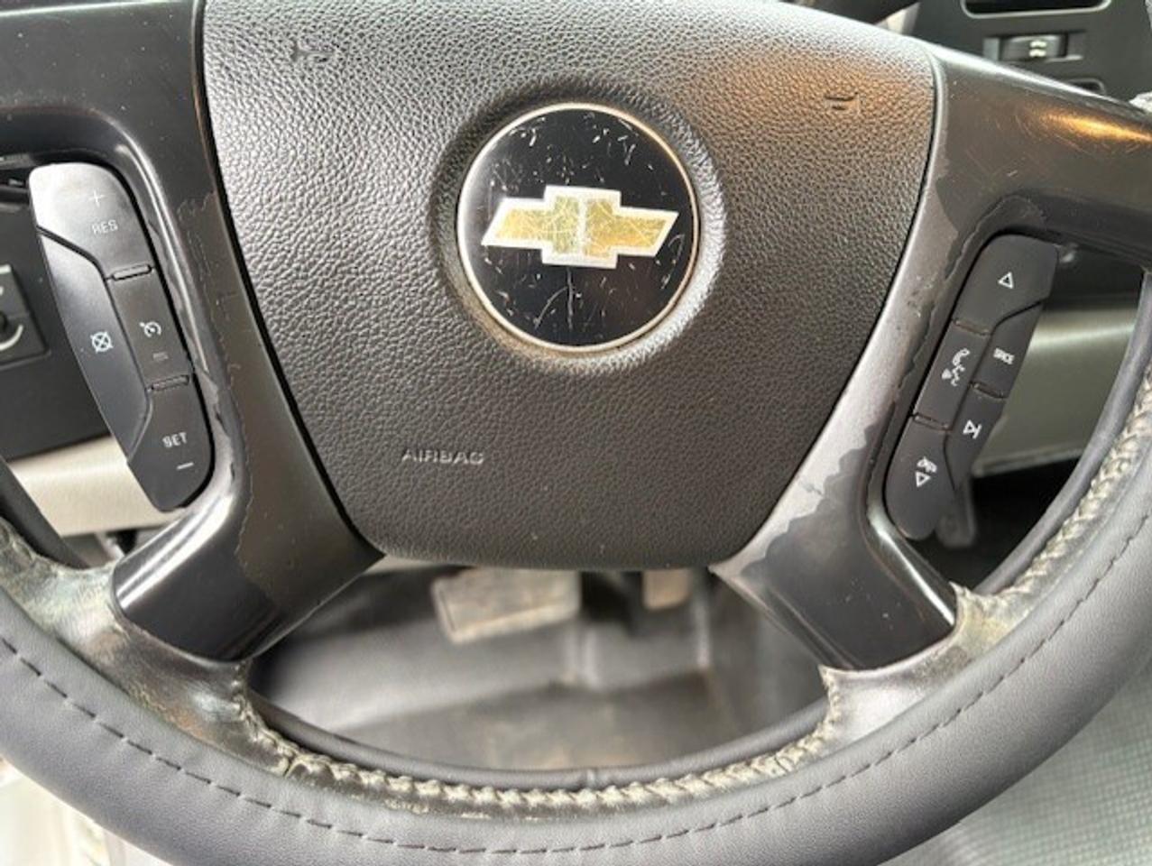 2014 Chevrolet Silverado 3500HD **9.5 FOOT DEL DUMP BOX-ONLY 110,000KM-CERTIFIED** Photo