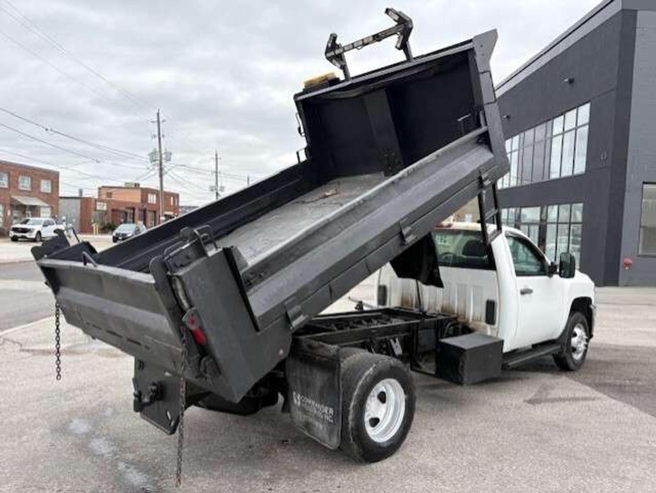 2014 Chevrolet Silverado 3500 **9.5 FOOT DEL DUMP BOX-ONLY 110,000KM-CERTIFIED** Photo