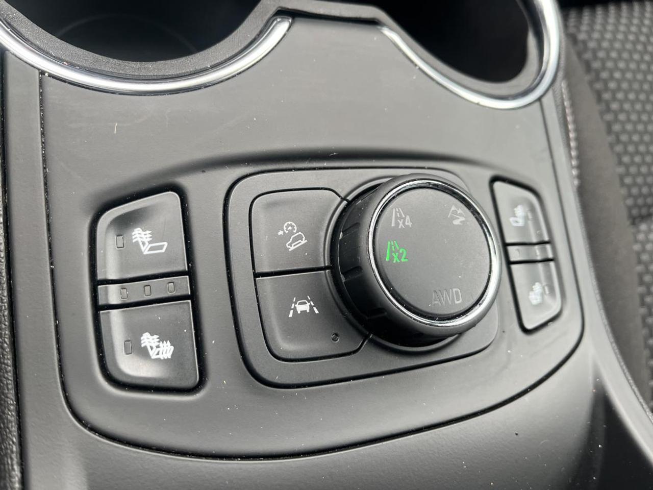 2024 GMC Terrain AWD SLE @ 3.99% for 60 mo Photo