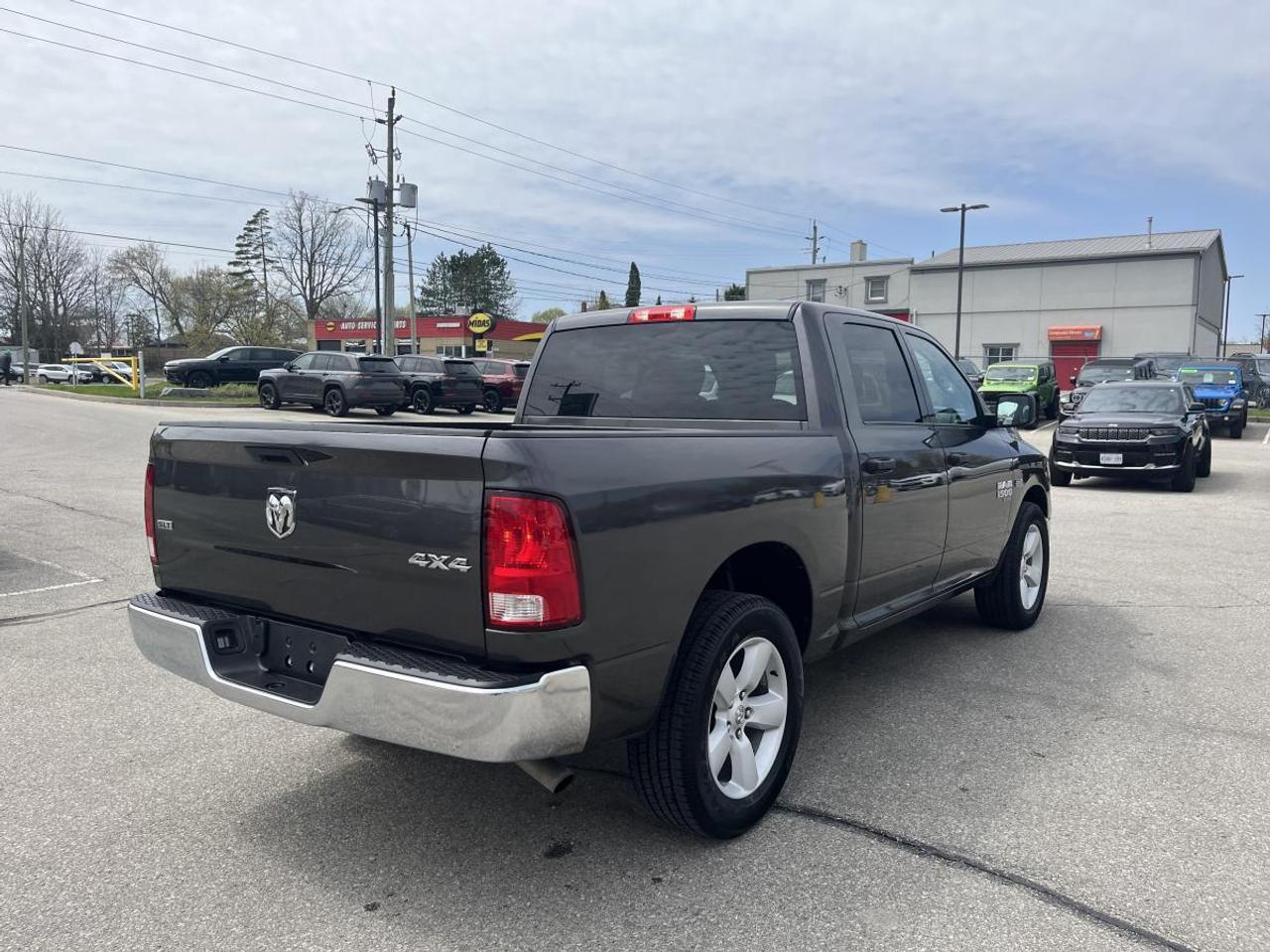 2023 RAM 1500 Classic SLT 4x4 Crew Cab 5'7 Box Photo