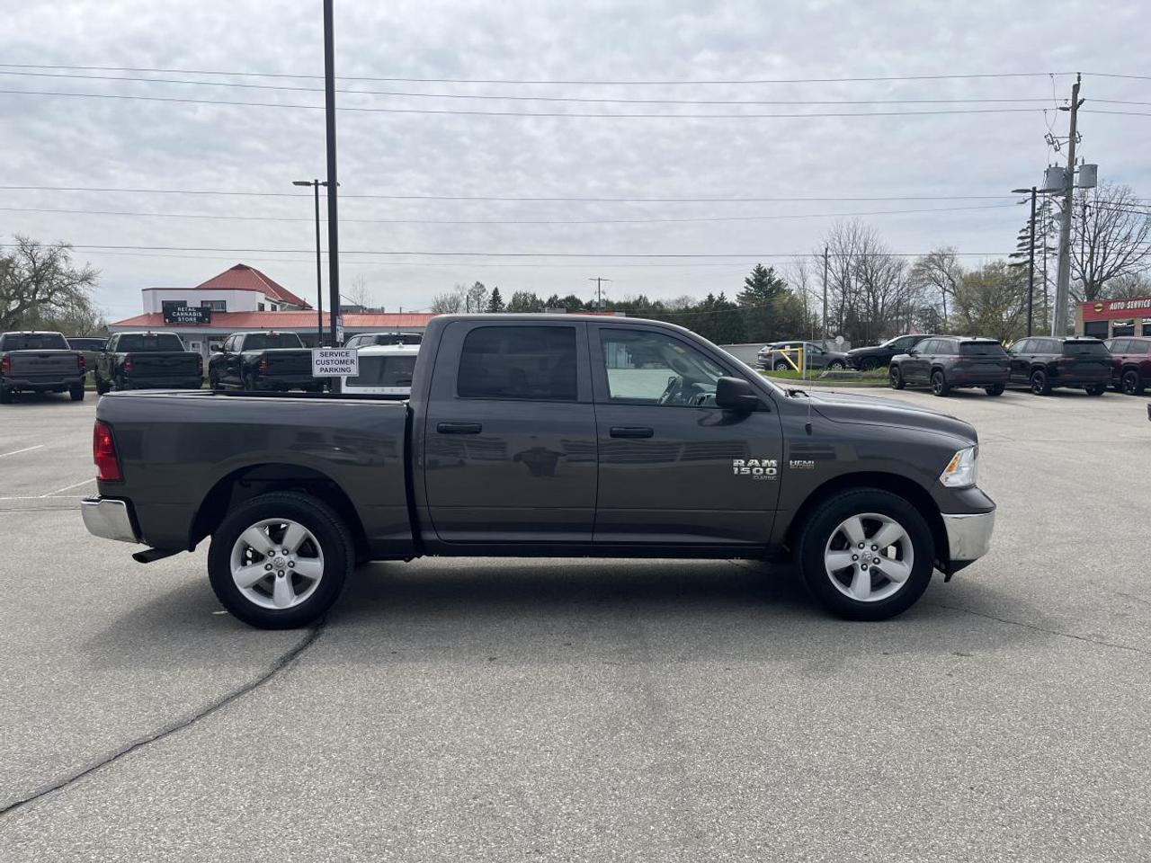 2023 RAM 1500 Classic SLT 4x4 Crew Cab 5'7 Box Photo