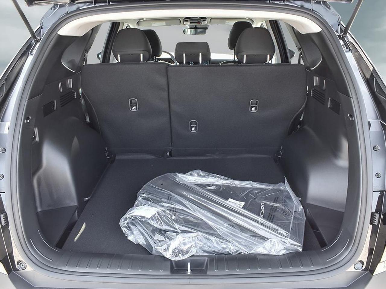 2025 Hyundai Tucson Preferred AWD Photo