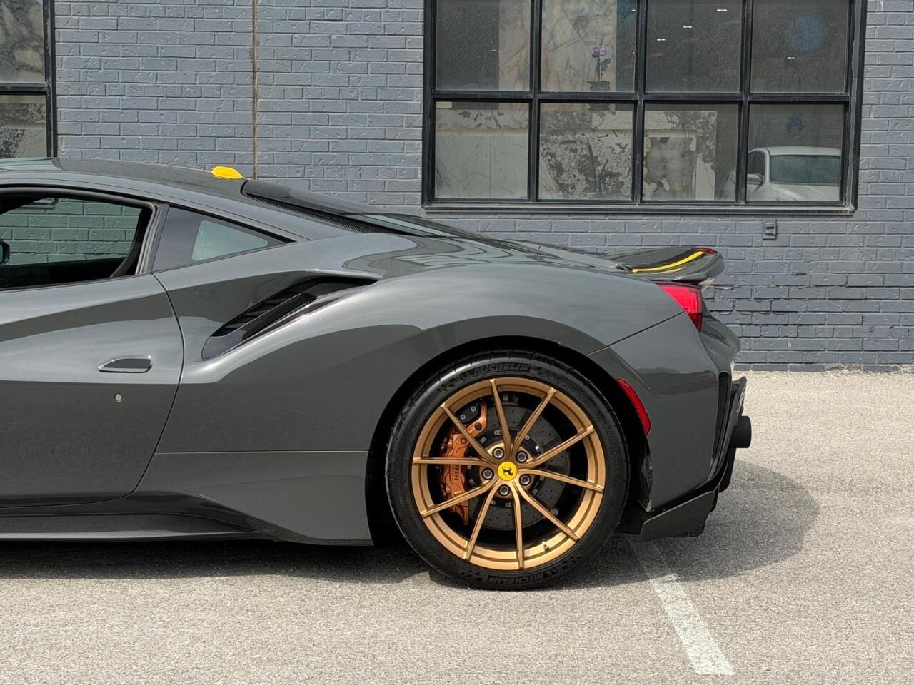 2019 Ferrari 488 Pista COUPE Photo