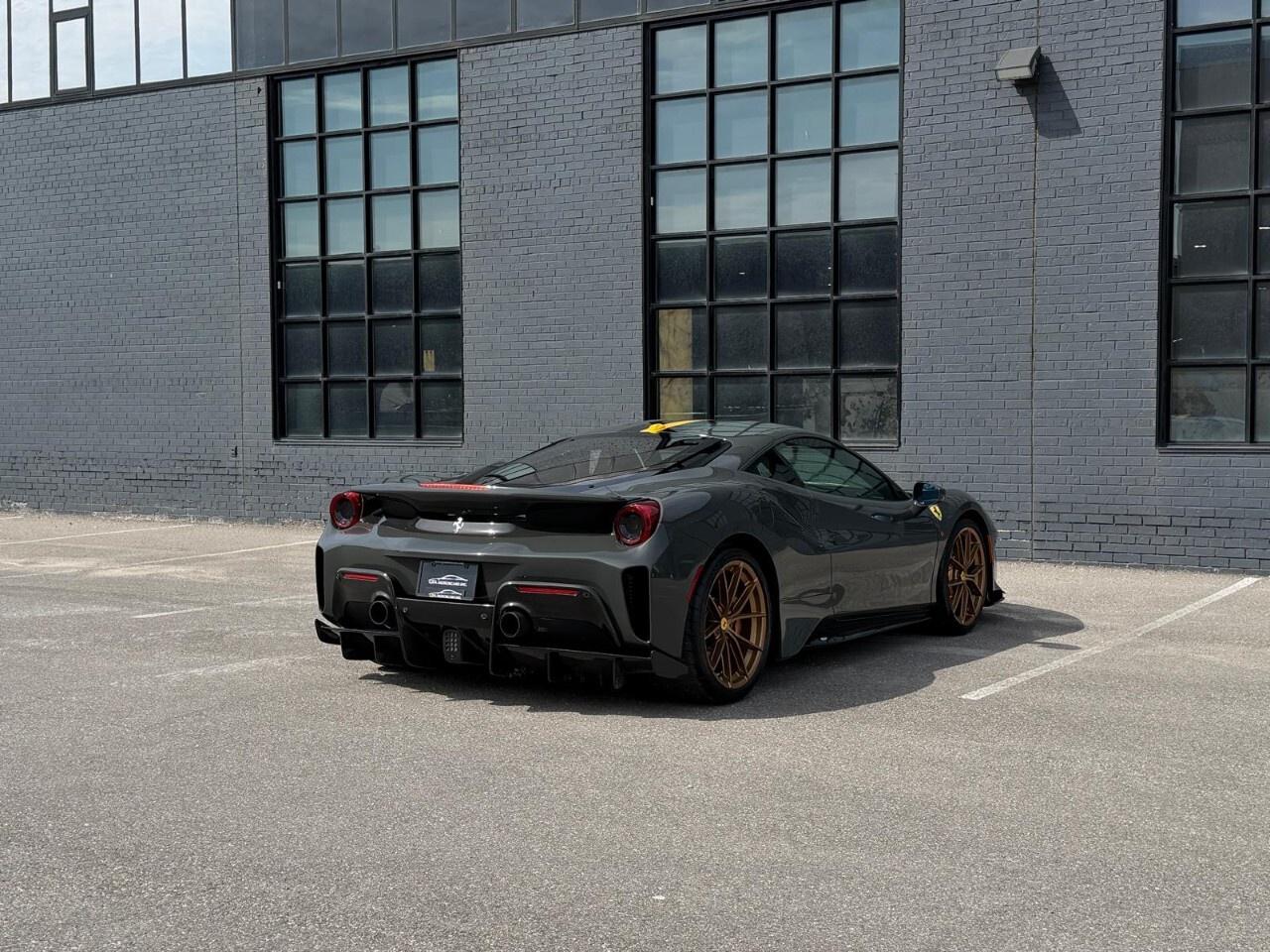 2019 Ferrari 488 Pista COUPE Photo