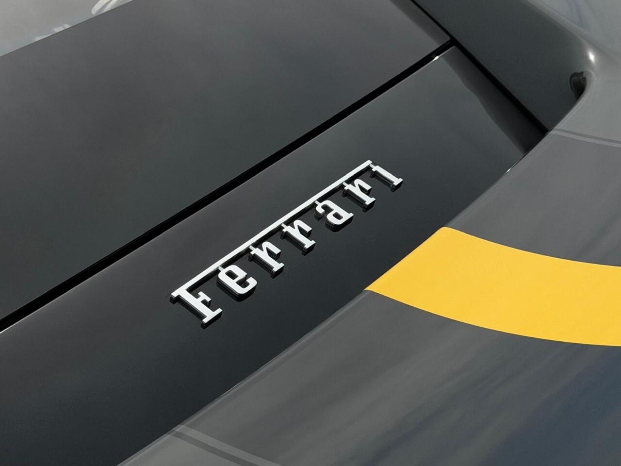 2019 Ferrari 488 Pista COUPE Photo