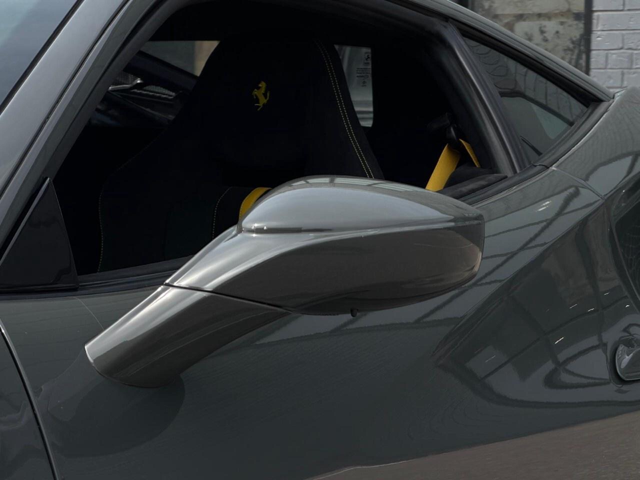 2019 Ferrari 488 Pista COUPE Photo