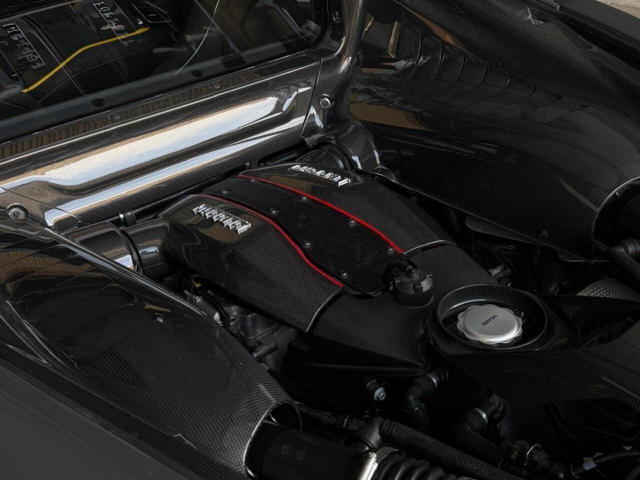 2019 Ferrari 488 Pista COUPE Photo